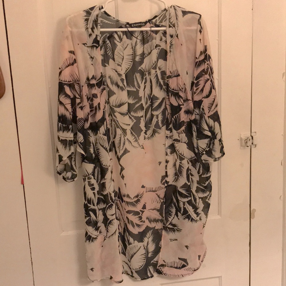 Express sheer Shaw